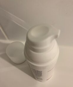 EltaMD UV Daily Face Sunscreen with Zinc Oxide, SPF 40 Facial Sunscreen, Helps Hydrate Skin and Decrease Wrinkles, Lightweight Face Moisturizer Sunscreen, Absorbs into Skin Quickly, 1.7 Oz Pump 37 51ep91pPn7L