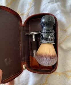 Parker Safety Razor, Genuine Leather Double Edge Safety Razor Zippered Travel Case - Holds Safety Razor and Blade Pack 17 51fjhczzuL