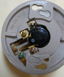 EATON Wiring 667-SP 660-Watt 125-volt Medium Base Ceiling Receptacle Lamp Holder with Pull Chain, Porcelain, White 16 51gqhx64hHL