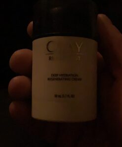 Olay Regenerist Deep Hydration Regenerating Cream Moisturizer, 1.7 fl oz 1.69 Fl Oz (Pack of 1) 16 51hNvjLsh2L
