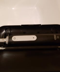 Oral-B iO Series 3 Limited Rechargeable Electric Powered Toothbrush, Black with 2 Brush Heads and Travel Case - Visible Pressure Sensor to Protect Gums - 3 Modes - 2 Minute Timer 43 51i64jaiYYL