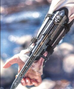 McFarlane Toys Assassin's Creed IV: Black Flag Hidden Blade & Gauntlet with Skull Buckle 12 51iZhml1oL