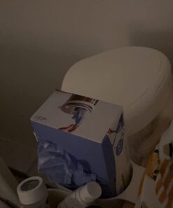 Ubbi Disposable Diaper Sacks, Lavender Scented, Easy-To-Tie Tabs, Diaper Disposal or Pet Waste Bags, 200 Count 50 51inKXZQm9L