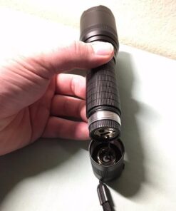 Anker Rechargeable Bolder LC90 LED Flashlight, Pocket-Sized Torch with Super Bright 900 Lumens CREE LED, IPX5 Water-Resistant, Zoomable, 5 Light Modes 44 51kNX6mR WL