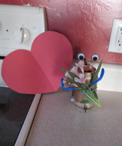 4M Toysmith, KidzRobotix Tin Can Robot, DIY Science Kits STEM Powered Kids, For Boys & Girls Ages 8+ 53 51lyd9X6c8L