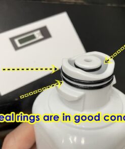 SAMSUNG Genuine Filter for Refrigerator Water and Ice, Carbon Block Filtration, Reduces 99% of Harmful Contaminants for Clean, Clear Drinking Water, 6-Month Life, HAF-QIN/EXP, 1 Pack Filters 31 51mMdWtzybL