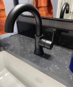 Delta Faucet Trinsic Single Hole Swivel Spout Bathroom Faucet, Black Bathroom Sink Faucet, Single Handle Bathroom Faucet, Diamond Seal Technology, Drain Assembly, Matte Black 559HA-BL-DST Standard Spout 21 51oLz3VGlCL