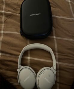 NEW Bose QuietComfort Wireless Noise Cancelling Headphones, Bluetooth Over Ear Headphones with Up To 24 Hours of Battery Life, White Smoke 43 51pTYiechOL