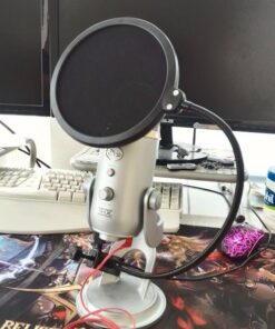 Neewer Professional Microphone Pop Filter Shield Compatible with Blue Yeti and Any Other Microphone, Dual Layered Wind Pop Screen With A Flexible 360 Degree Gooseneck Clip Stabilizing Arm Standard Packaging 45 51q8rJiF6UL