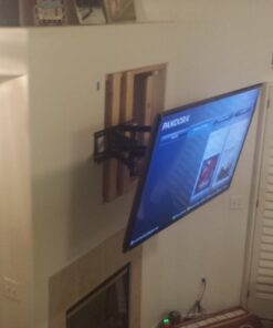 VideoSecu MW380B5 Full Motion Articulating TV Wall Mount Bracket for Most 37"-70" LED LCD UHD Plasma HDTV Up to 125 lbs with 684x400 600x400 400x400 150x100mm, Dual Arm Pulls Out Up to 14" AW9 88 51sTuChASL