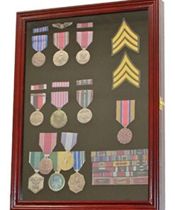 DisplayGifts Collector Medal Lapel Pin Shadow Box Display Case Holder Cabinet Shadow Box PC01 Cherry Finish 17 51so6XTHpvL