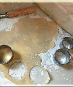 K&S Artisan 11 Round Cookie Biscuit Cutter Set - Graduated Circle Pastry Cutters for Donuts & Scones Heavy Duty 100% Stainless Steel Biscuit Cutter Tool with 4 Cookie Stencils 39 51tElI4GqOL