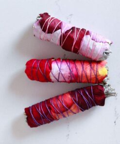 MAMA WUNDERBAR Sage Bundles* White Sage and Palo Santo * Handmade Smudge Kit * Floral Sage Sticks 27 51xhyTxhujL