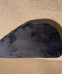 Amazon Basics Under Desk Foam Foot Rest with Washable Cover Comfortable Foot Stool for Home and Office, Black, 5.1 x 10.2 x 17.3 Inch 27 51y9MwL5YNL