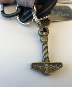 Norse Tradesman Thor's Hammer Necklace - Solid Brass Mjolnir Pendant with Adjustable Genuine Leather Cord 31 61 1nf5vjlL