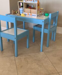 Amazon Basics 3-Piece Wood Kids Table and Chairs Set with Dry Erasable Table Top, Sky Blue, 64 x 49 x 45 cm 40 61 9KvXrcL