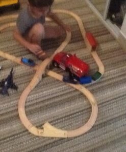 Melissa & Doug Classic Wooden Figure Eight Train Set (22 pcs) 35 61 pQ4R5UkL 1