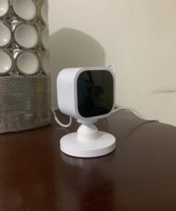 Blink Mini – Compact indoor plug-in smart security camera, 1080p HD video, night vision, motion detection, two-way audio, easy set up, Works with Alexa – 1 camera (White) White Camera Only 36 61 woz SxKL