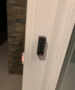 August Home Smart Keypad, Pair with Your August Smart Lock - Grant Guest Access with Unique Keycodes, Dark Gray 38 610XbpULgLL