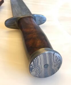 RAM-05 Damascus Steel Hunting Knife – Walnut Wood Handle 67 610fyXvtR4L