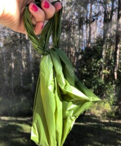 Earth Rated Dog Poop Bags with Handles, New Look, Easy Tie and Guaranteed Leakproof, Unscented, 120 Handle Bags 120-Count 39 610nBqkQ6XL