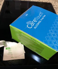 Alcohol Wipes | Individually Wrapped Alcohol Prep Pads with 70% Isopropyl Alcohol, Great for Medical & First Aid Kits | Sterile, Antiseptic 2-Ply Alcohol Swabs - 200 count 200 Count (Pack of 1) 31 611VzXvRwnL