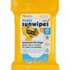 Petkin Dog Sunscreen Sunwipes - Sunscreen for Dogs, SPF 15 - Simply Wipe on Anytime for Instant Sun Protection - Includes 20 Jumbo Size Wipes, Vanilla Coconut Scent - Ideal for Home or Travel 1 Pack