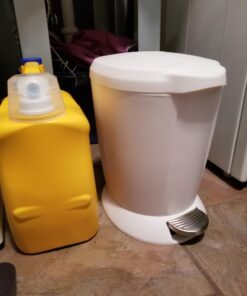 simplehuman Compact Round Bathroom Step Trash Can, 6 Liter / 1.6 Gallon, White Plastic 55 612DRGOZgVL