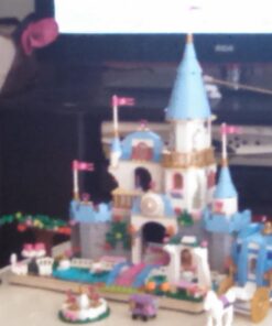 LEGO Disney Princess 41055 Cinderella's Romantic Castle 20 612DtHVRKvL