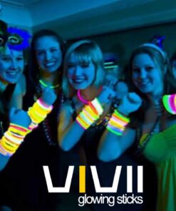 VIVII Glowsticks, 100 Light up Toys Glow Stick Bracelets Mixed Colors Party Favors Supplies (Tube of 100) 29 612tjl 9dL