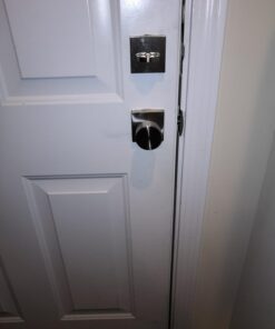 Kwikset Halifax Deadbolt Lock, Satin Nickel Square Exterior Keyed Front Entry Door, Pick Resistant SmartKey Rekey Security, Single Cylinder Dead Bolt, with Microban Protection 30 6131emOmYIL