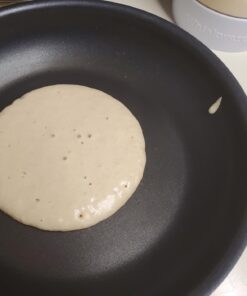 Whiskware Pancake Batter Bottle with BlenderBall Wire Whisk, Pancake Batter Dispenser Bottle for Baking Pancakes, Cupcakes, Muffins, Crepes, and More,White 24 613BMSJOlL