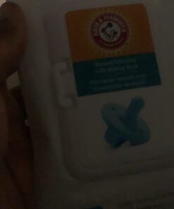 Munchkin® Arm & Hammer Pacifier Wipes - Safely Cleans Baby and Toddler Essentials, 1 Pack, 36 Wipes 36 Count (Pack of 1) 35 613N EoHhZL