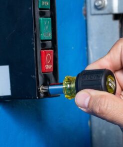 Klein Tools 32561 Multi-Bit Screwdriver / Nut Driver, 6-in-1 Stubby Screwdriver with 2 Phillips, 2 Slotted Bits, 2 Nut Drivers 33 613tcnWBFBL