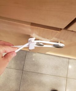 Dreambaby Sliding Cabinet Child Safety Locks - U Shaped for Knobs and Handles 3 Count (Pack of 1) 31 614Mm9FGfwL