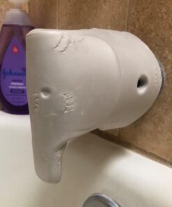 Puj – Snug, Ultra-Soft Spout Cover for Bathtub Taps, BPA-and-PVC-Free Faucet Cover for Safe Baths, Non-Absorbent Bathtub Faucet Cover, Kids’ Bathroom Safety Products, Grey 16 6167beiS1vL