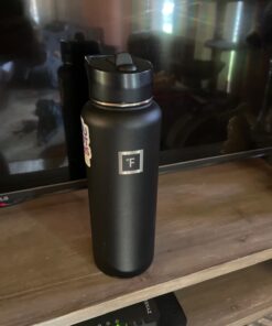 IRON °FLASK Sports Water Bottle - 40 Oz 3 Lids (Straw Lid), Leak Proof - Stainless Steel Gym & Sport Bottles for Men, Women & Kids - Double Walled, Insulated Thermos, Metal Canteen Midnight Black 40 616kJVZelDL