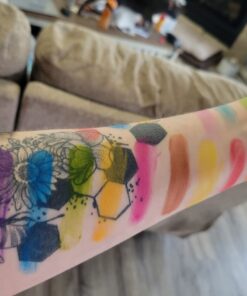 Mosaiz Facepaints Makeup Palette, Facepaint and Body Paint Set, Makeup Kit for Kids Party and Purim Costumes, Make up for Kids and Adults Professional, 18 Colors, 4 Metallic, 3 Brushes 30 Stencils 27 616qFsjs7WL