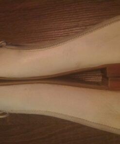 Fiebing's Saddle Soap 12oz - White - Clean, Polish and Maintain Saddles, Shoes, Luggage, Handbags - Thoroughly Cleans & Restores Natural Preservative Leather Oils to Maintain Suppleness & Strength 24 6173jqiu L