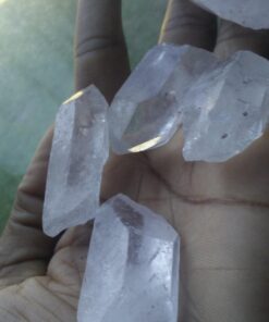 JIC Gem 1 Lb Natural Clear Quartz Crystals Points Bulk Stones and Crystals High Energy Raw White Quartz Crystals Healing Rough Stones Natural Quartz Cluster with Box 1LB 55 617AtDUIe4L