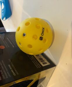 Onix Pure 2 Outdoor Pickleball Balls Yellow 6-Pack 39 617VeOi4n3L