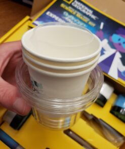 NATIONAL GEOGRAPHIC Science Magic Kit – Science Kit for Kids with 50 Unique Experiments and Magic Tricks, Chemistry Set and STEM Project, A Great Gift for Boys and Girls (Amazon Exclusive) Mega Science Magic 57 617bQULhtLL