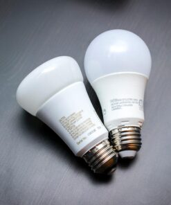 Philips Hue White and Color Ambiance A19 60W Equivalent Dimmable LED Smart Bulb (1 Bulb Compatible with Amazon Alexa Apple HomeKit and Google Assistant) 66 617hL7djwyL