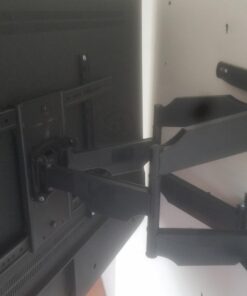 Mount Factory Heavy-Duty Full Motion TV Wall Mount - Articulating Swivel Bracket Fits Flat Screen Televisions from 42" to 70" (VESA 400 x 600 Compatible) - Tilt Swing Out Arm with 10' HDMI Cable 89 617ndLpy0nL