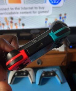 Nintendo Joy-Con Charging Grip 45 617w4aYshkL