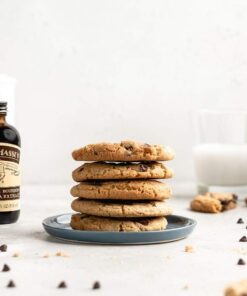 Alternative view of Nielsen-Massey Madagascar Bourbon Pure Vanilla Extract for Baking and Cooking, 32 Ounce Bottle with Gift Box 32 Fl Oz