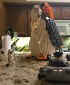 LEGO Star Wars: The Last Jedi PORG 75230 Building Kit (811 Pieces) (Discontinued by Manufacturer) 34 618bLvGFyL