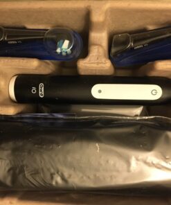 Oral-B iO Series 3 Limited Rechargeable Electric Powered Toothbrush, Black with 2 Brush Heads and Travel Case - Visible Pressure Sensor to Protect Gums - 3 Modes - 2 Minute Timer 41 618kfpskY5L