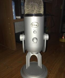 Logitech for Creators Blue Yeti USB Microphone for Gaming, Streaming, Podcasting, Twitch, YouTube, Discord, Recording for PC and Mac, 4 Polar Patterns, Studio Quality Sound, Plug & Play-Silver 38 619yTFjzq5L