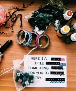 Simple-e 50pcs 1ml (1/4 Dram) Amber Mini Glass Bottle 1cc Amber Sample Vial Small Essential Oil Bottle Travel Must + 1pc Glass Clean Cloth 23 61Ae5Z6UXfL